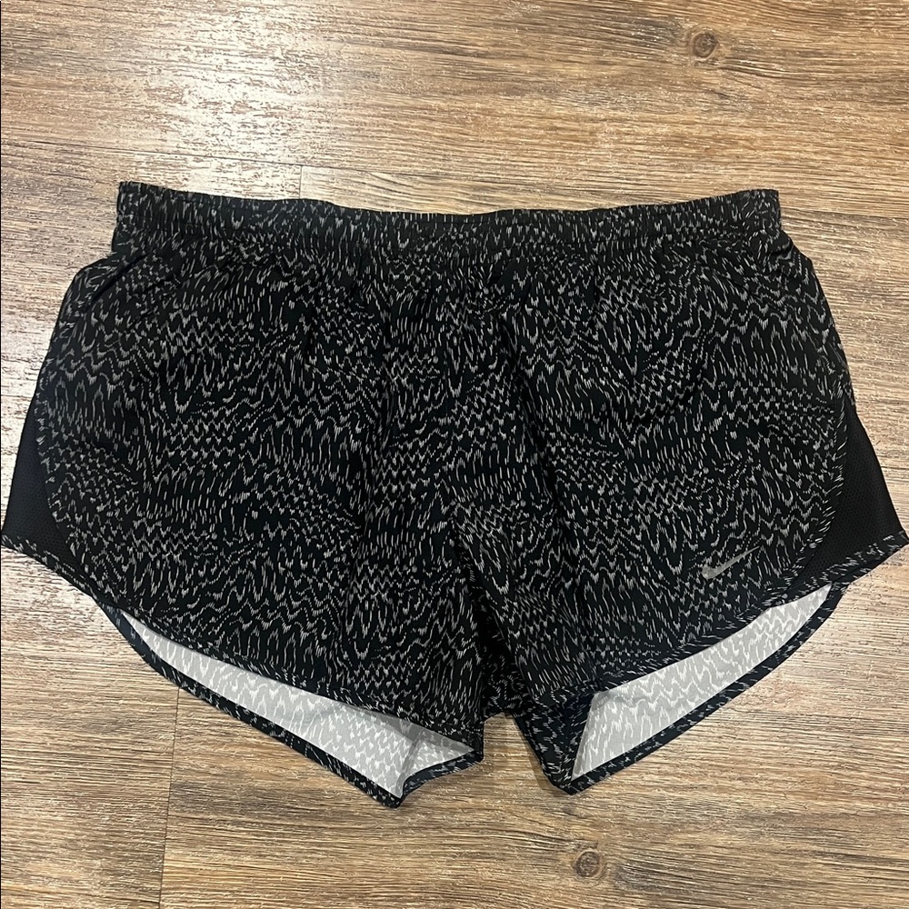 Nike Black Patterned Women's Shorts